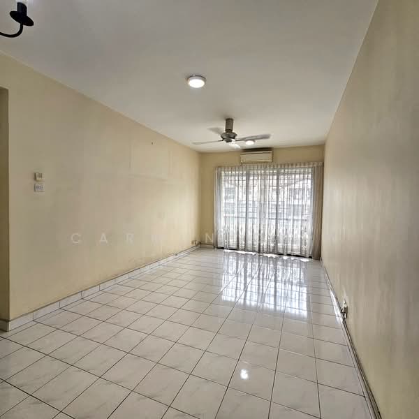 Pangsapuri untuk Dijual di SD Apartments - Carmen Chin - Living Room - PropertyGuru.com.my
