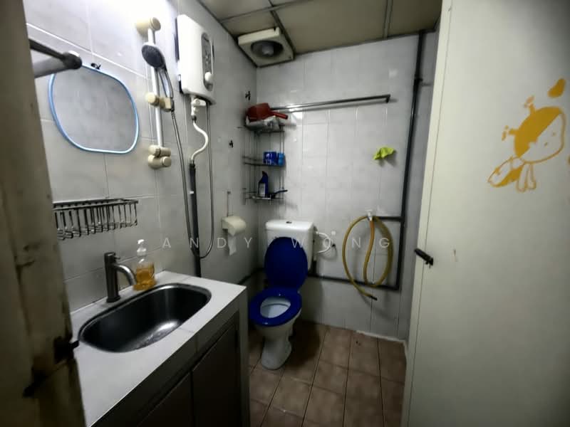 2.5-storey Terraced House for Sale in Bandar Baru Sri Petaling (Sri Petaling) - Andy Wong - Bathroom - PropertyGuru.com.my