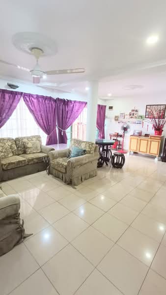 2.5-storey Terraced House for Sale in Bandar Baru Sri Petaling (Sri Petaling) - Angie Wong Poh Choo - Living Room - PropertyGuru.com.my