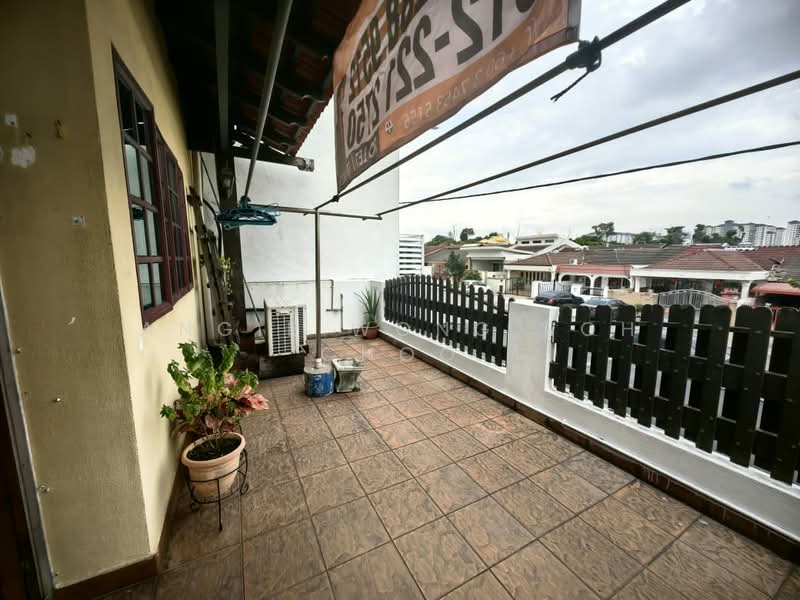 2.5-storey Terraced House for Sale in Bandar Baru Sri Petaling (Sri Petaling) - Angie Wong Poh Choo - Balcony - PropertyGuru.com.my