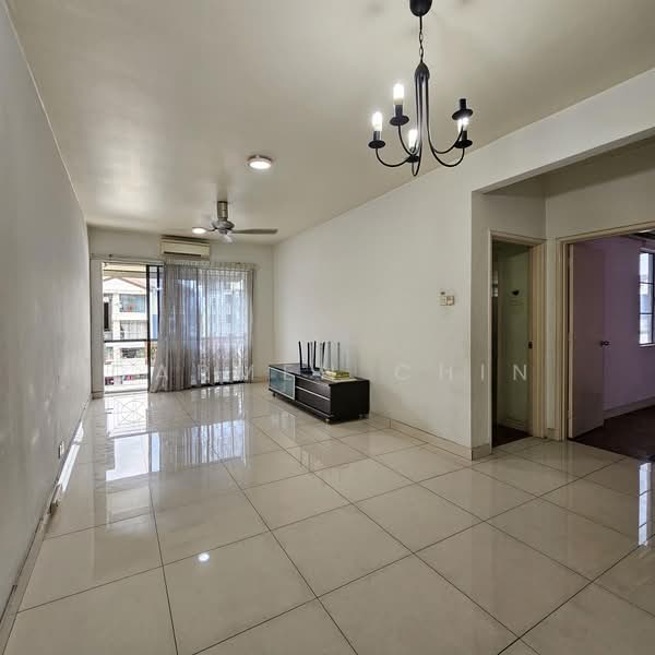 Pangsapuri untuk Dijual di SD Apartments - Carmen Chin - Living Room - PropertyGuru.com.my