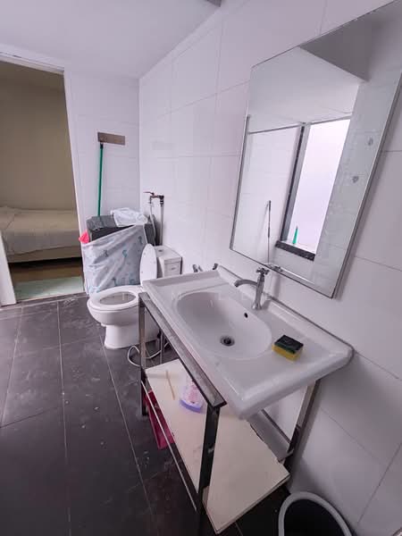 Service Residence for Rent at Halo Sunday @ Empire City - Tom Lee - Bathroom - PropertyGuru.com.my