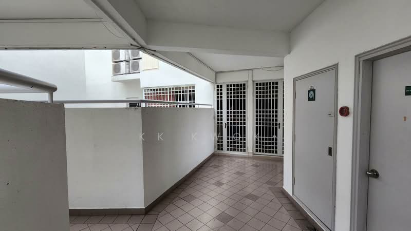 Condominium for Sale at Gurney Park Condominium - KK Kwok - Corridor - PropertyGuru.com.my