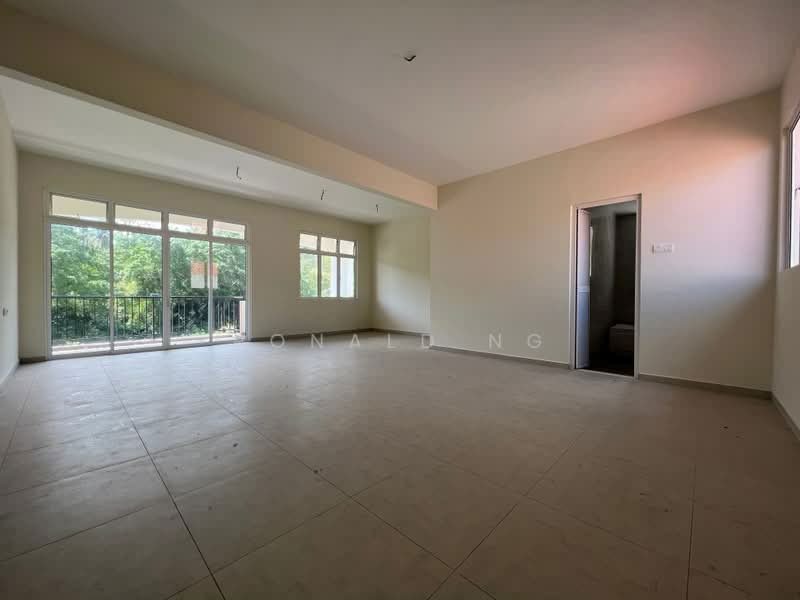 Rumah Teres 3 Tingkat untuk Dijual di Bandar Baru Sungai Air Putih (Balik Pulau) - Ronald Ng - Living Room - PropertyGuru.com.my