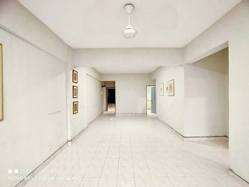 Condominium for Rent at Mewah Court - Chris Choo - Living Room - PropertyGuru.com.my