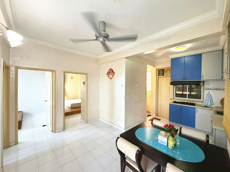 Pangsapuri untuk Disewa di Kingfisher Series - Jen Choo - Living Room - PropertyGuru.com.my