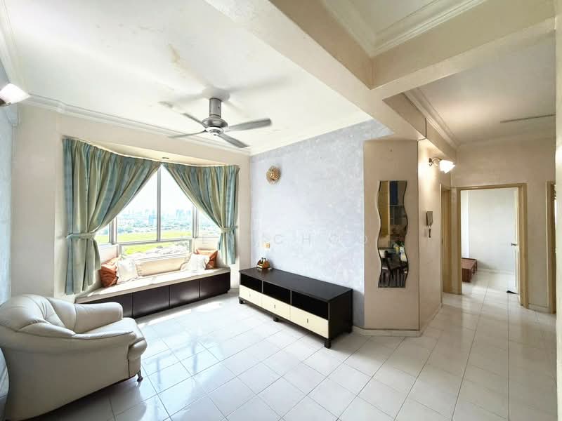 Pangsapuri untuk Disewa di Kingfisher Series - Jen Choo - Living Room - PropertyGuru.com.my