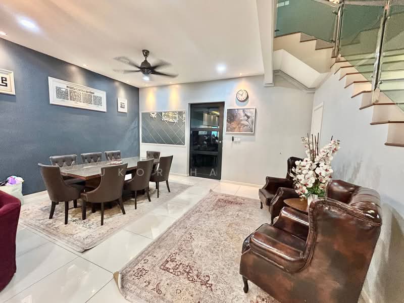 Rumah Teres 2 Tingkat untuk Dijual di Shah Alam (Selangor) - Syukor Hartanah - Living Room - PropertyGuru.com.my