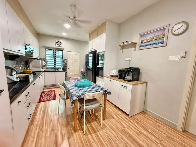 Rumah Teres 2 Tingkat untuk Dijual di Shah Alam (Selangor) - Syukor Hartanah - Kitchen - PropertyGuru.com.my