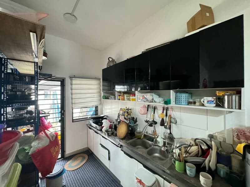 Terraced House for Sale in Rawang (Selangor) - Alven Lim - Kitchen - PropertyGuru.com.my
