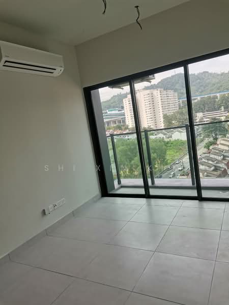 Service Residence for Sale at Majestic Maxim - Shi Xin Kim - View - PropertyGuru.com.my