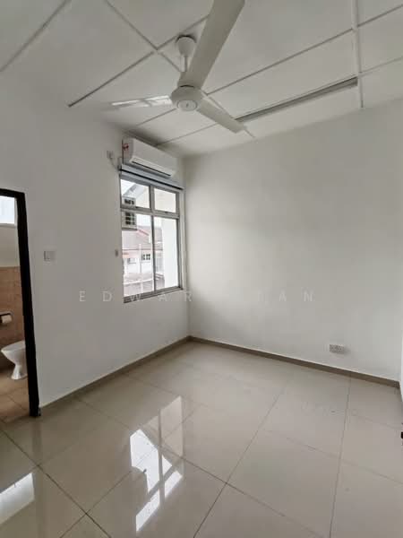 Rumah Teres 2 Tingkat untuk Disewa di Taman Kota Masai (Pasir Gudang) - Edward Tan - PropertyGuru.com.my