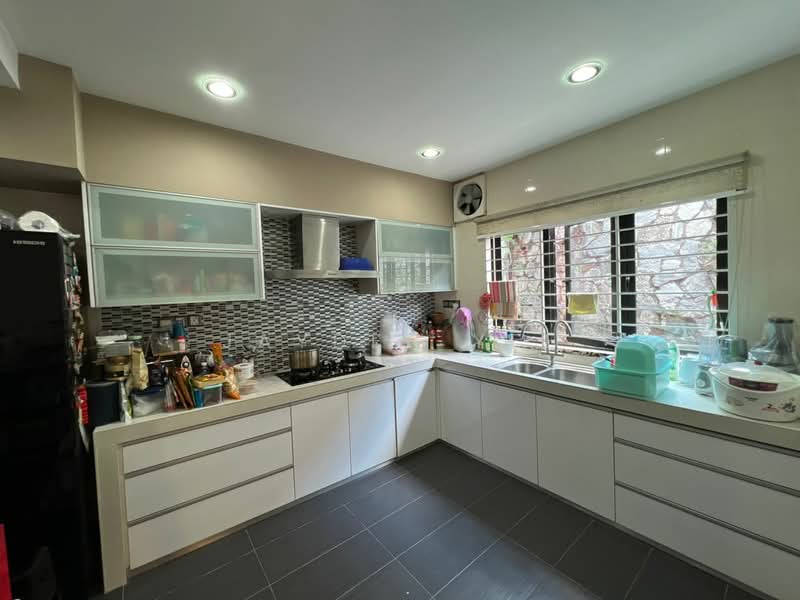 Rumah Teres 2 Tingkat untuk Dijual di Jalan Klang Lama (Old Klang Road) (Kuala Lumpur) - Jayden Yee - Kitchen - PropertyGuru.com.my