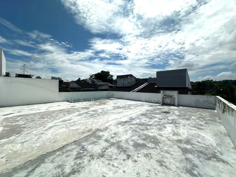 Semi-Detached House for Sale in Kampung Nong Chik (Johor Bahru) - Sherrly Sow - Roof - PropertyGuru.com.my