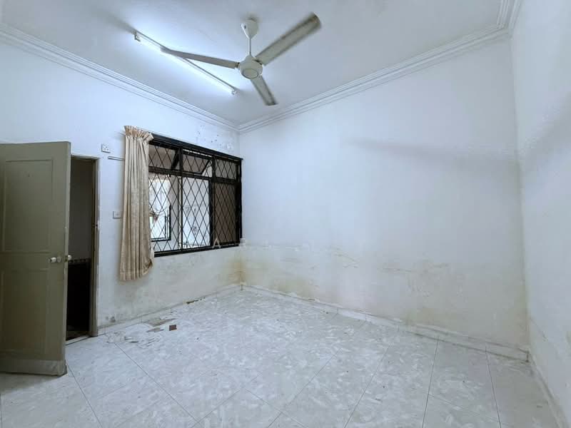 2-storey Terraced House for Sale in Taman Sutera (Johor Bahru) - Karl Lim - Interior - PropertyGuru.com.my