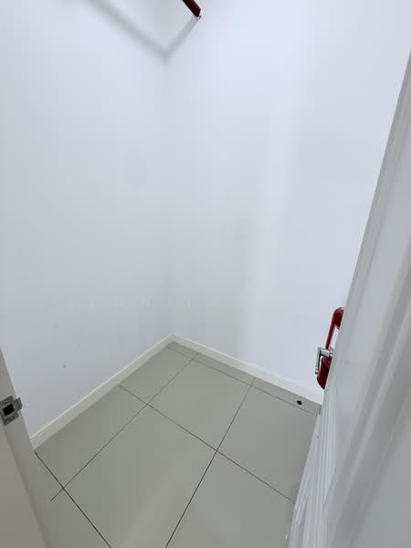 Service Residence for Rent at The Pulse Residence - Jennifer Lai - Storage Room - PropertyGuru.com.my