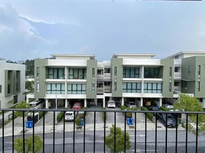 Townhouse for Sale in Shah Alam (Selangor) - WL Wan - Exterior - PropertyGuru.com.my