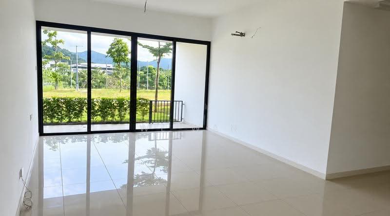 Rumah Bandar untuk Dijual di Shah Alam (Selangor) - WL Wan - Balcony - PropertyGuru.com.my