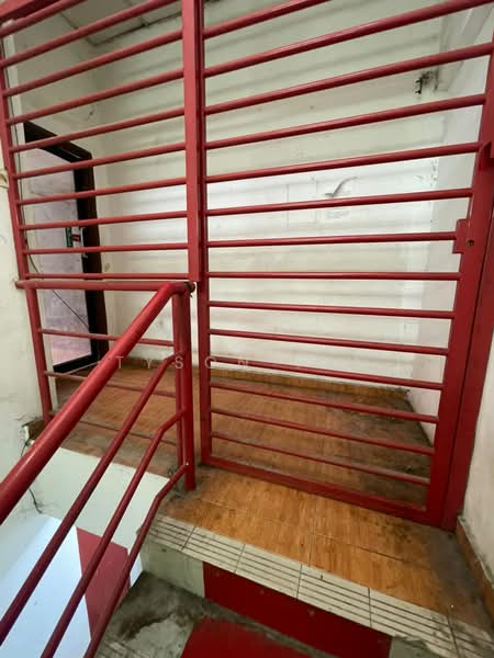 Shop for Rent in Dataran Sunway (Kota Damansara) - Tyson Tan - Entrance - PropertyGuru.com.my
