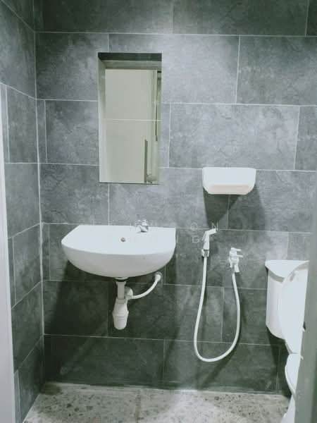 Kilang untuk Disewa di Permas Jaya (Johor Bahru) - Johnson Chong - Bathroom - PropertyGuru.com.my