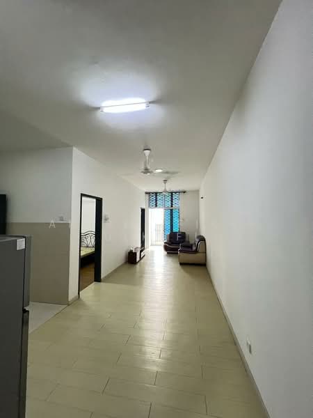 Pangsapuri untuk Disewa di Selangorku Pr1ma Lakefront Homes - Amirul Fikry Zulkifly - Living Room - PropertyGuru.com.my
