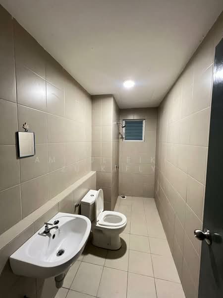 Pangsapuri untuk Disewa di Selangorku Pr1ma Lakefront Homes - Amirul Fikry Zulkifly - Bathroom - PropertyGuru.com.my