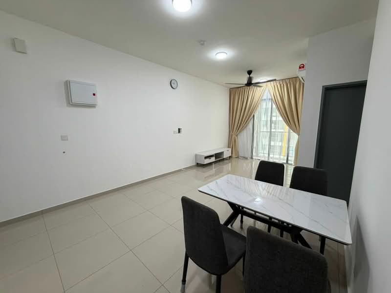 Servis Apartment untuk Disewa di Parkland Residence - Jake Lim - Living Room - PropertyGuru.com.my