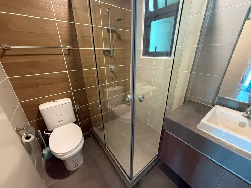 Kondominium untuk Disewa di Hillcrest Heights - Cladys Er - Bathroom - PropertyGuru.com.my