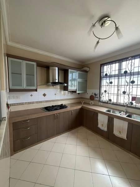 Rumah Berkembar untuk Dijual di Taman Pelangi Indah (Ulu Tiram) - Daniel Yong - Kitchen - PropertyGuru.com.my