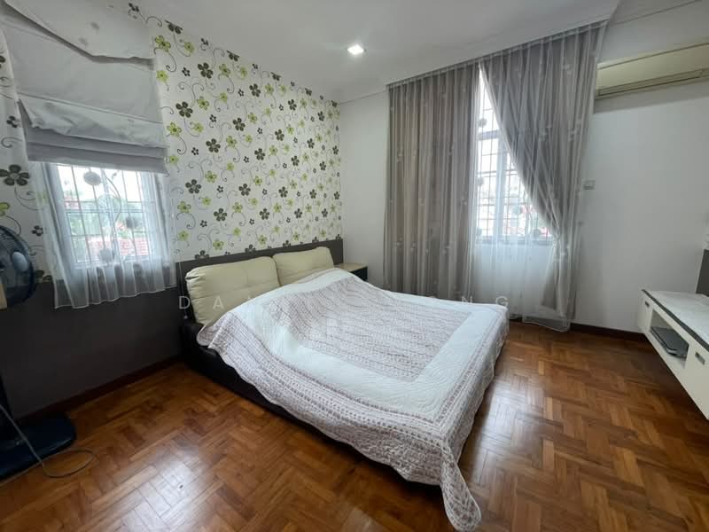 Rumah Berkembar untuk Dijual di Taman Pelangi Indah (Ulu Tiram) - Daniel Yong - Bedroom - PropertyGuru.com.my