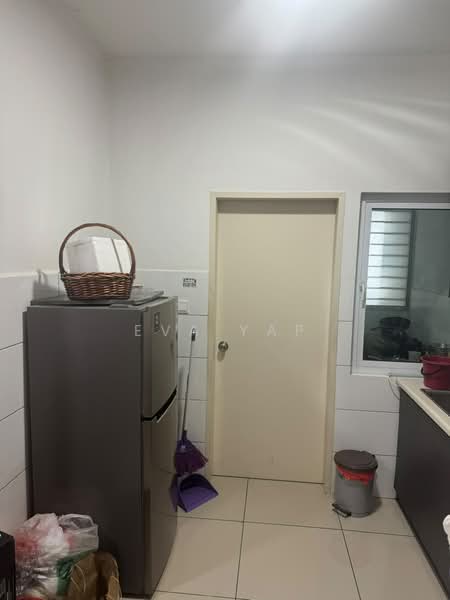 Kondominium untuk Disewa di The Holmes 1 - Eva Yap - Kitchen - PropertyGuru.com.my
