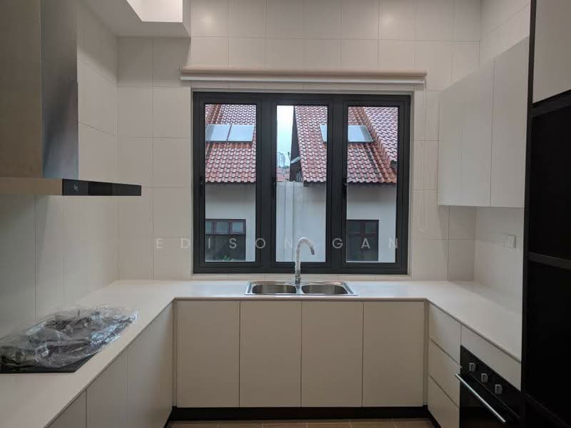 Semi-Detached House for Rent in Desa Sri Hartamas (Sri Hartamas) - Edison Gan - Kitchen - PropertyGuru.com.my