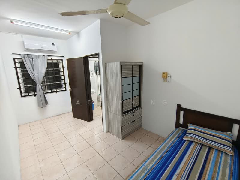 Rumah Teres 2 Tingkat untuk Disewa di Taman Putri Kulai (Kulai) - Jadelyn Ng - PropertyGuru.com.my