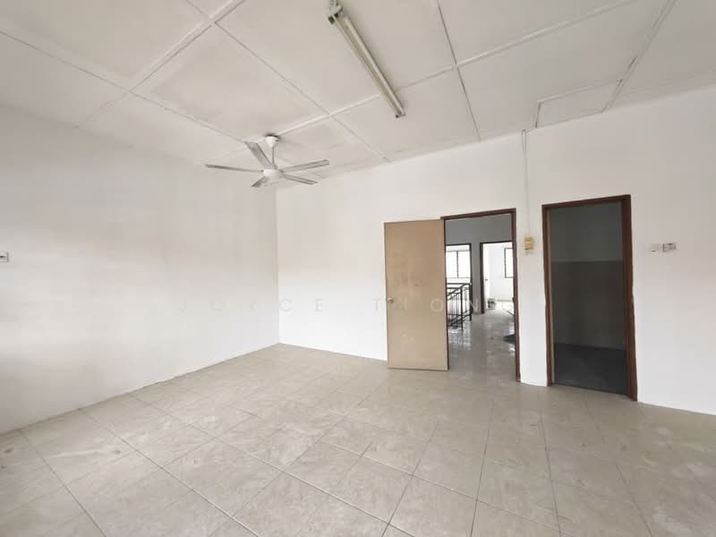Rumah Teres 2 Tingkat untuk Disewa di Bandar Nusaputra (Puchong) - Joyce Tiong - Interior - PropertyGuru.com.my