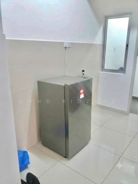 Service Residence for Sale at Savanna Executive Suite @ Southville City - Mohd Ridzuan - Kitchen - PropertyGuru.com.my