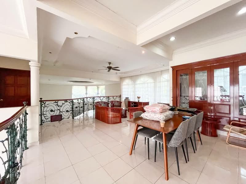Rumah Banglo untuk Dijual di Kota Damansara (Selangor) - Andy Riki - Living Room - PropertyGuru.com.my