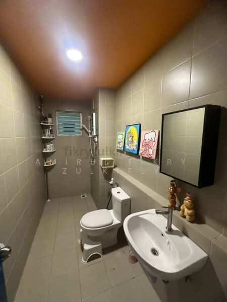Condominium for Rent at Selangorku Pr1ma Lakefront Homes - Amirul Fikry Zulkifly - Bathroom - PropertyGuru.com.my
