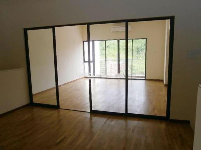 Rumah Teres 2.5 Tingkat untuk Dijual di Damansara Damai (Selangor) - Alven Lim - Living Room - PropertyGuru.com.my