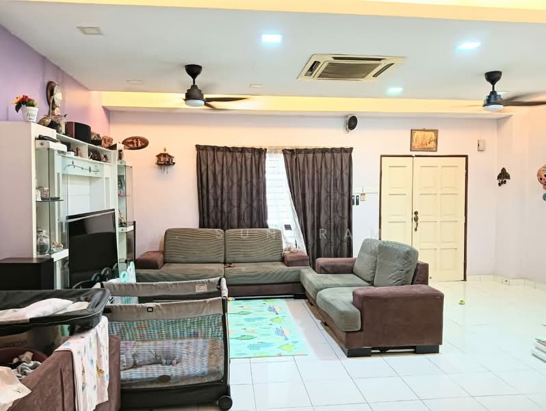 2-storey Terraced House for Sale in Bandar Puteri Klang (Klang) - M. Sundram - Living Room - PropertyGuru.com.my