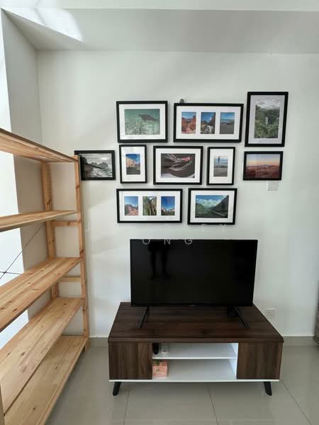 Kediaman Servis untuk Dijual di Pacific Star (Service Residence) - Jacksley Wong - Living Room - PropertyGuru.com.my