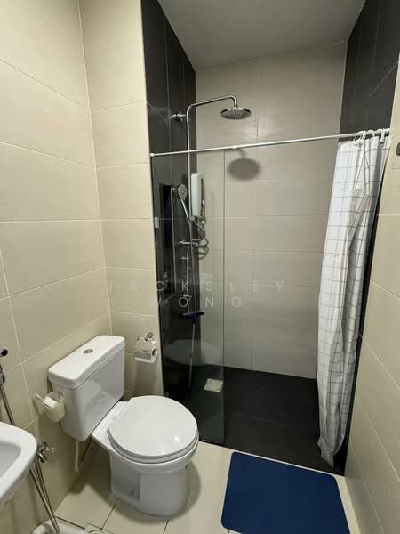Kediaman Servis untuk Dijual di Pacific Star (Service Residence) - Jacksley Wong - Bathroom - PropertyGuru.com.my