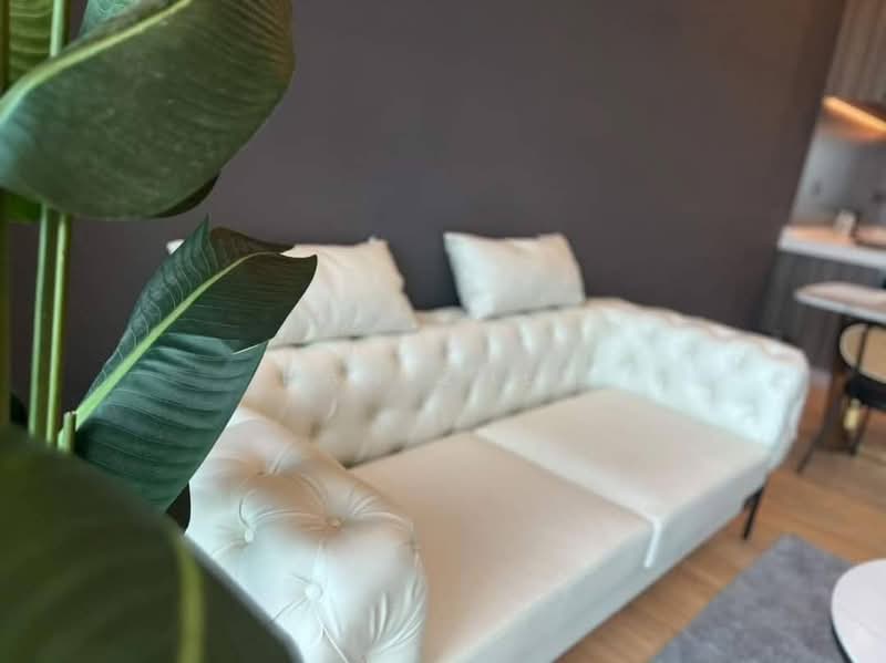 Servis Apartment untuk Disewa di City of Dreams - Han Zhen - Living Room - PropertyGuru.com.my