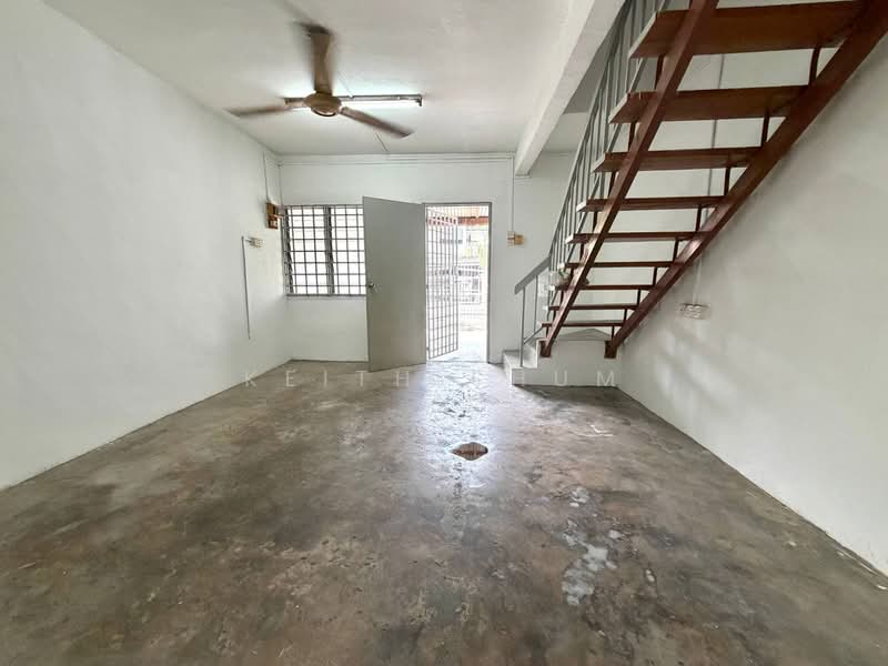 2-storey Terraced House for Sale in Taman Puteri Wangsa (Ulu Tiram) - Keith Shum - Interior - PropertyGuru.com.my
