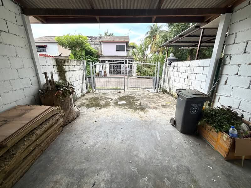 2-storey Terraced House for Sale in Taman Puteri Wangsa (Ulu Tiram) - Keith Shum - Exterior - PropertyGuru.com.my