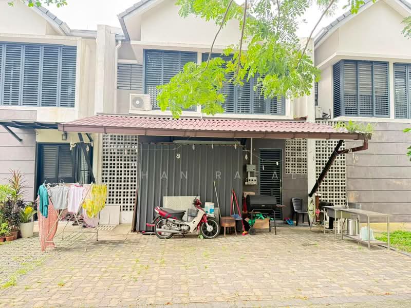 2-storey Terraced House for Sale in Lagenda Garden Villa (Shah Alam) - Farhan Rafael - Exterior - PropertyGuru.com.my