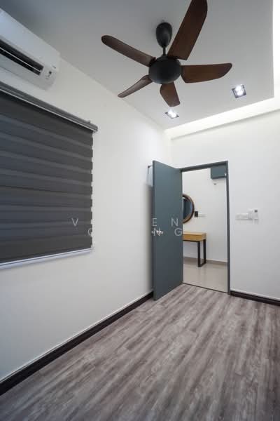 Kondominium untuk Dijual di Kingfisher Inanam Condominium - Vincent Chong - Bedroom 3 - PropertyGuru.com.my
