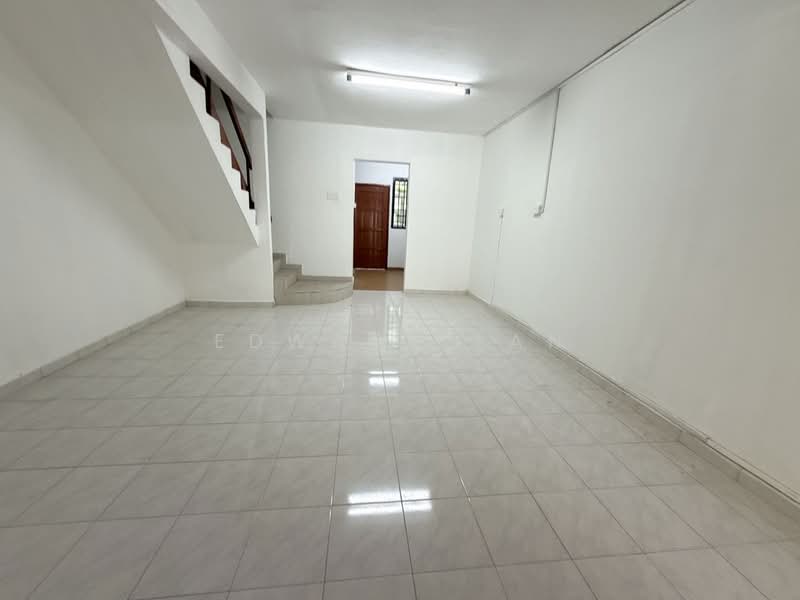 2-storey Terraced House for Sale in Taman Desa Cemerlang (Ulu Tiram) - Edward Tan - PropertyGuru.com.my