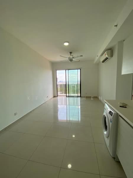 Servis Apartment untuk Dijual di i-SOHO @ i-City - Kevin Chen - Living Room - PropertyGuru.com.my