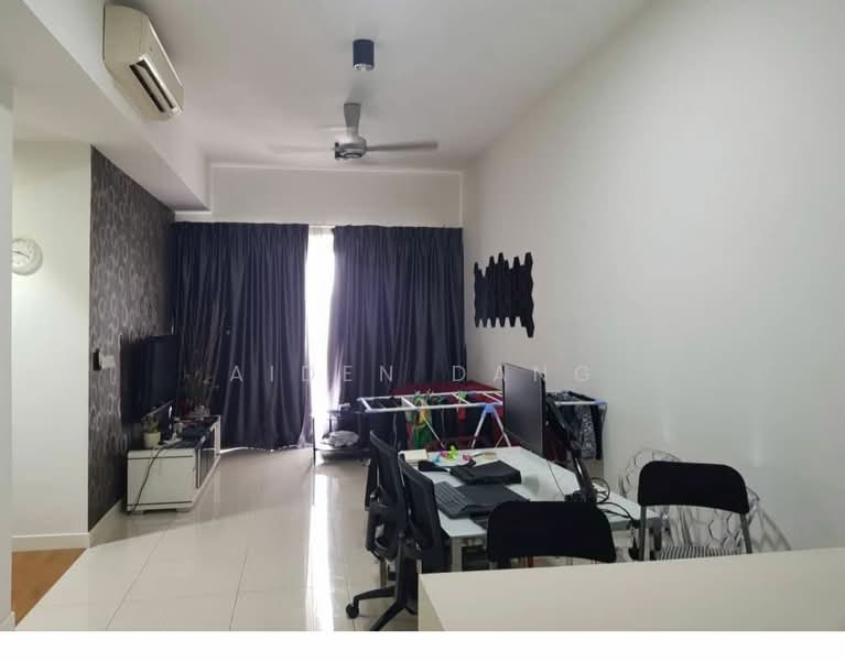 Servis Apartment untuk Dijual di The Elements - Aiden Dang - Living Room - PropertyGuru.com.my