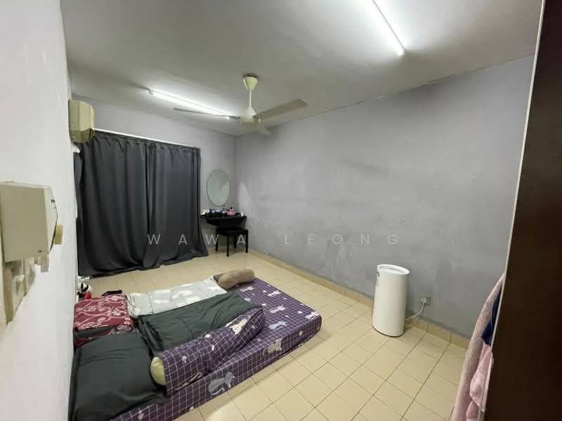 Condominium for Rent at Perdana Exclusive - Wawa Leong - Bedroom - PropertyGuru.com.my